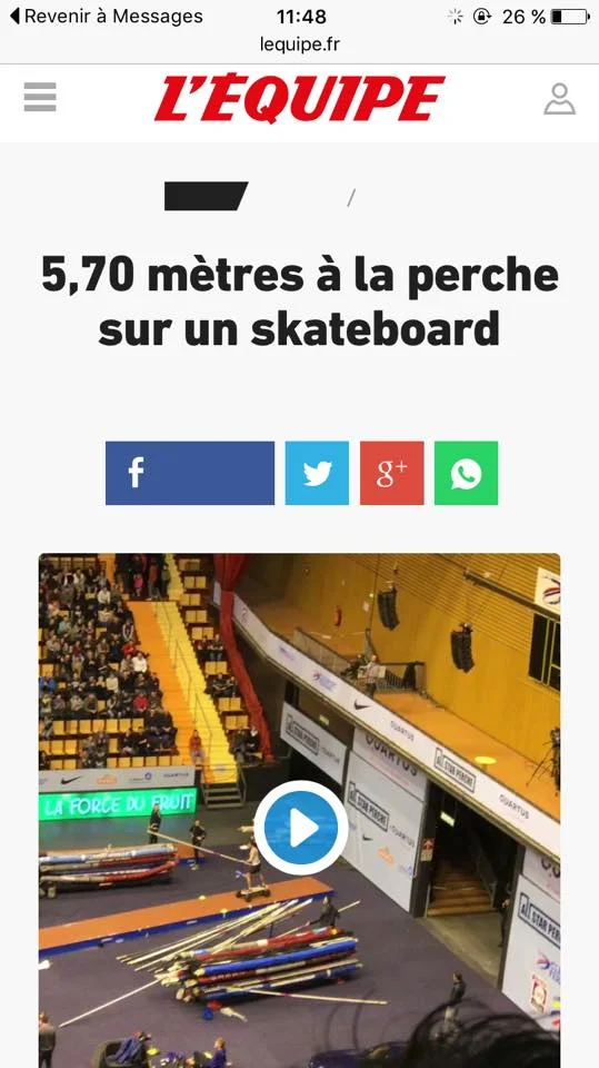 Baptiste Boirie saut en perche sur skateboard électrique Cross1000 Evo-Spirit